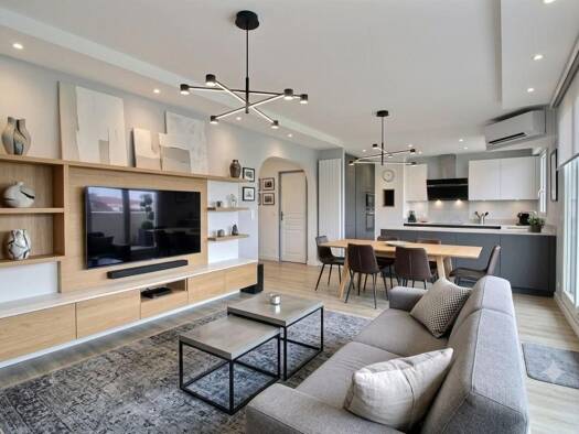 Appartement à vendre 244 000 € 4 pièces 3 chambres 96,9 m² Étage 18/20 La Pomme Marseille 11ème arrondissement 13011