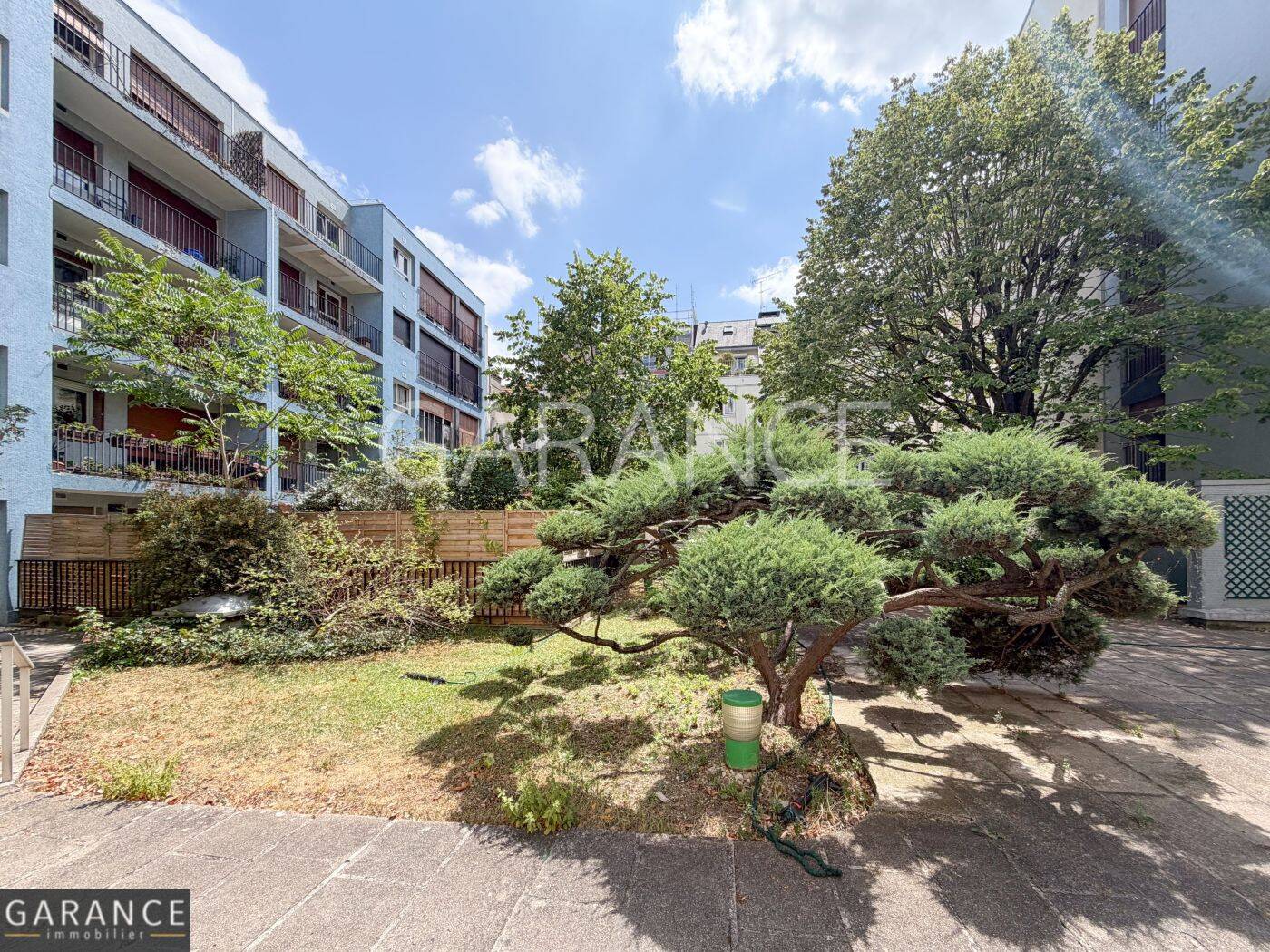 Appartement 2 pièces 43 m² · à Paris 14ème Arrondissement · 43 m² · 395 000 €