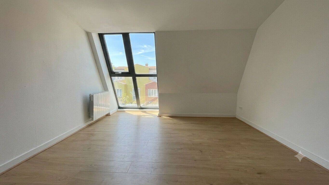 Appartement 1 pièce 20 m² · à La Rochelle · 20 m² · 556 €