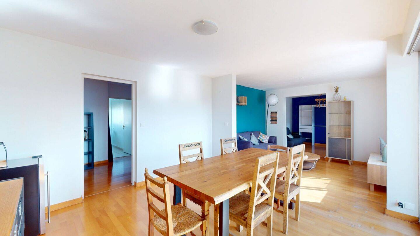 Appartement 5 pièces 111 m² · à Besançon · 111 m² · 210 000 €