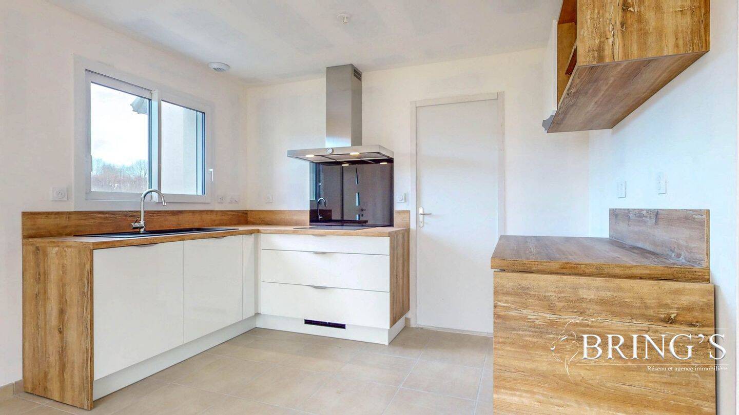 Maison 4 pièces 86 m² · à Concarneau · 86 m² · 285 000 €