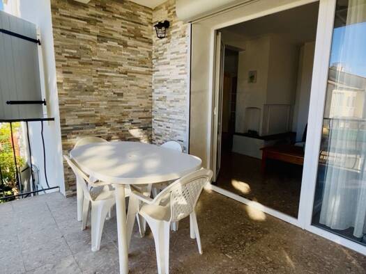 Appartement à vendre 317 500 € 3 pièces 2 chambres 65 m² Étage 1/2 Nord Le Grau-du-Roi 30240