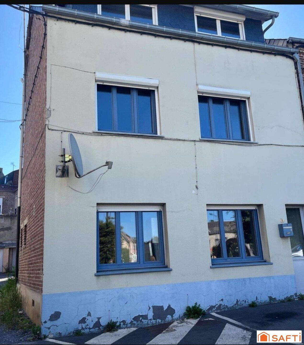 Maison 7 pièces 130 m² · à Guise · 130 m² · 86 000 €