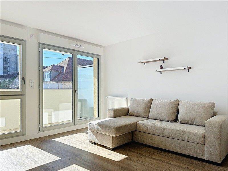 Appartement 2 pièces 44 m² · à Bagneaux-sur-Loing · 44 m² · 730 €
