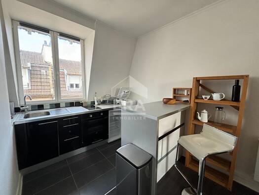 Appartement à louer 877 € 1 pièce 23 m² Étage 5/5 Coteaux Saint-Cloud 92210