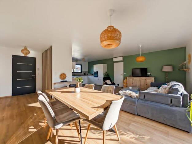 Maison à vendre 319 000 € 4 pièces 3 chambres 95 m² 1 129 m² de terrain Montbartier 82700