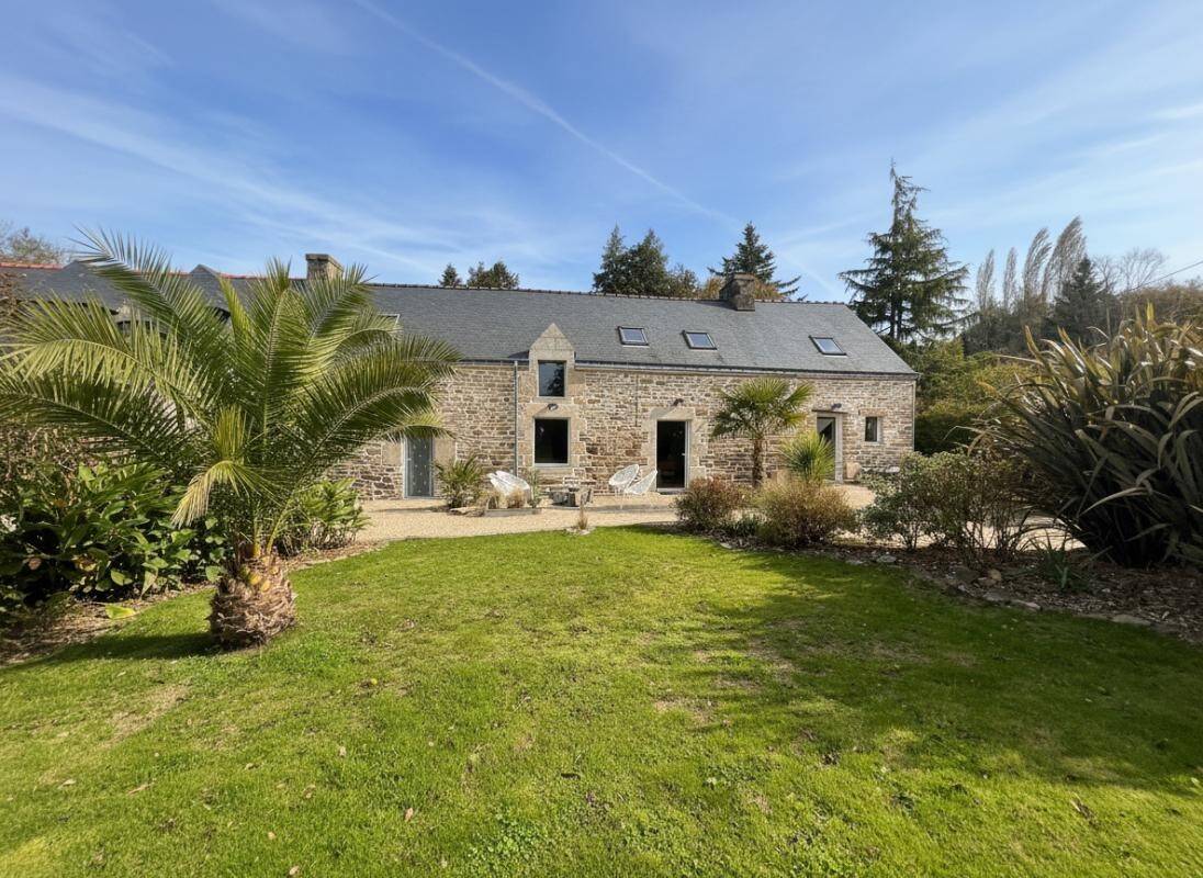 Maison 6 pièces 145 m² · à Camors · 145 m² · 341 000 €