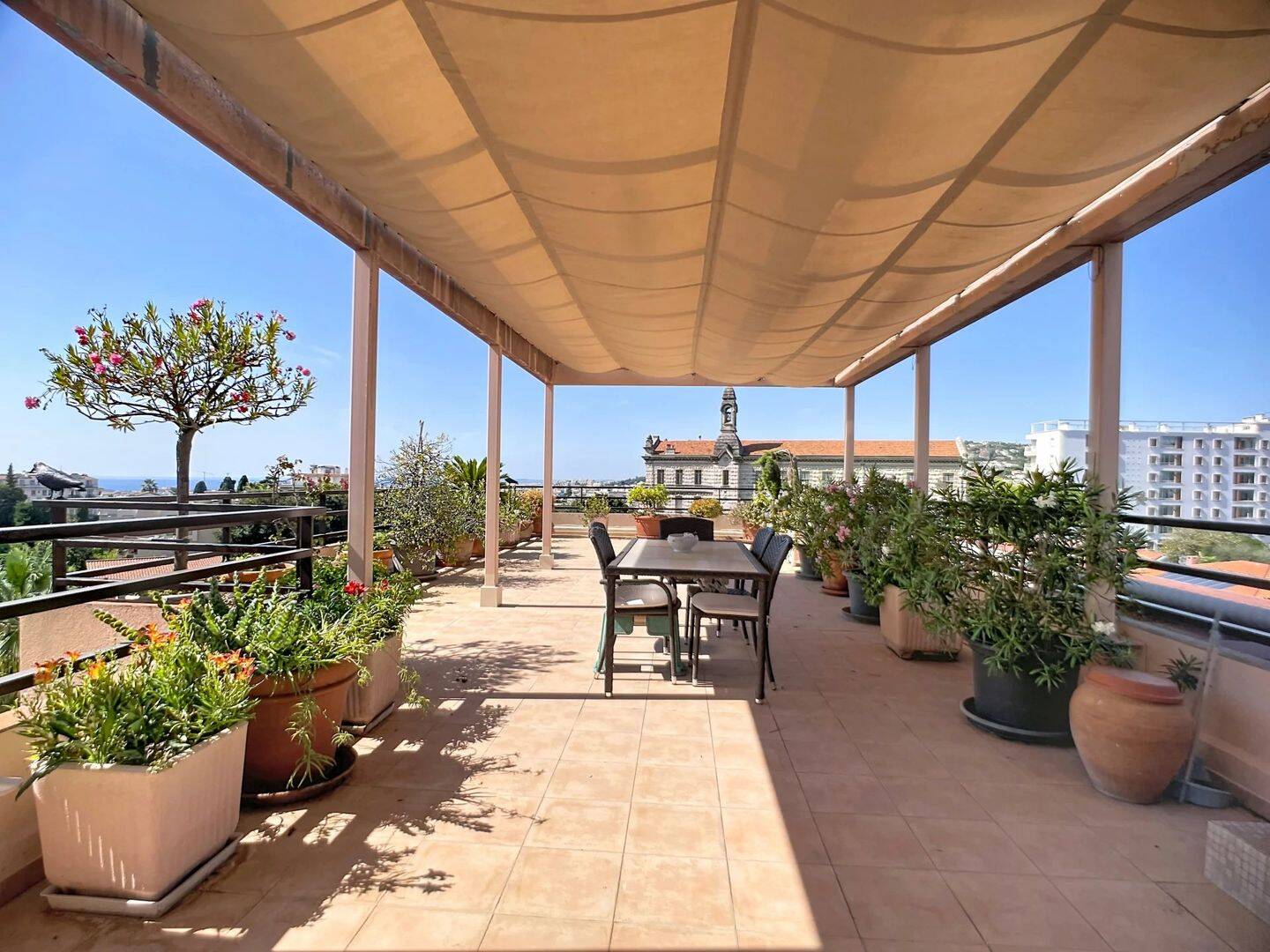 Appartement 3 pièces 94 m² · à Nice · 94 m² · 836 000 €