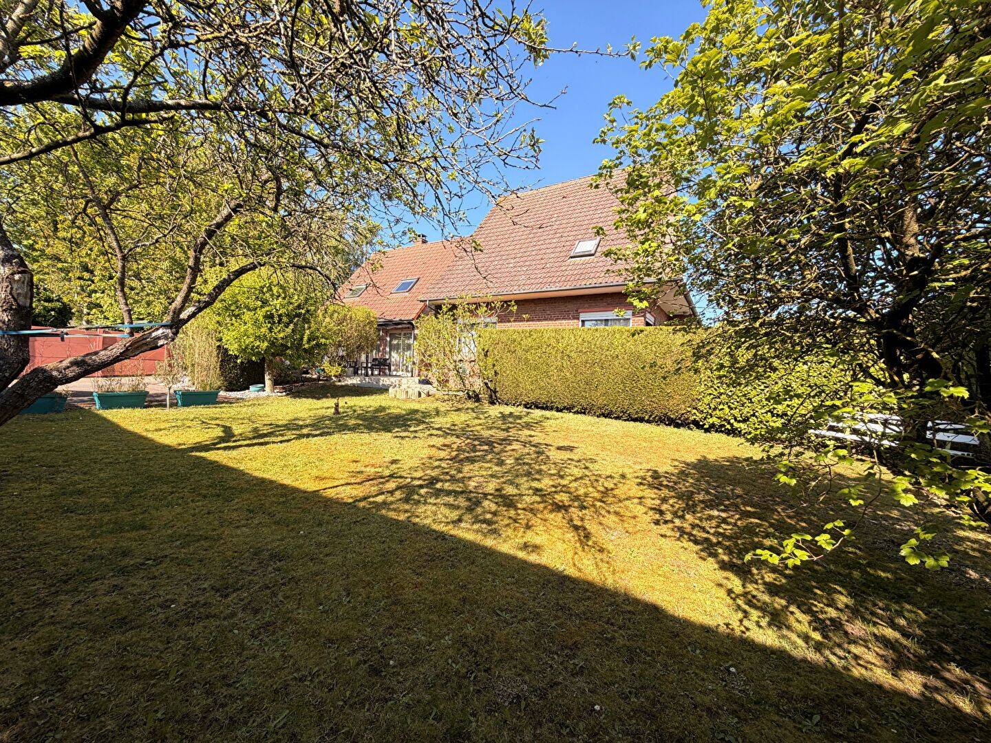 Maison 6 pièces 205 m² · à Allouagne · 205 m² · 249 000 €
