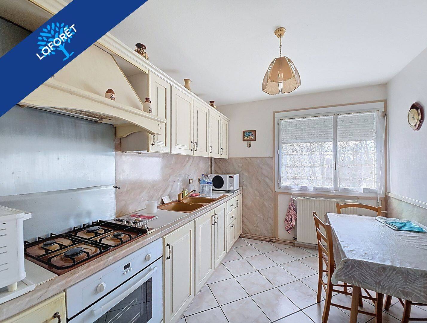 Appartement 4 pièces 77 m² · à Lormont · 77,4 m² · 175 700 €