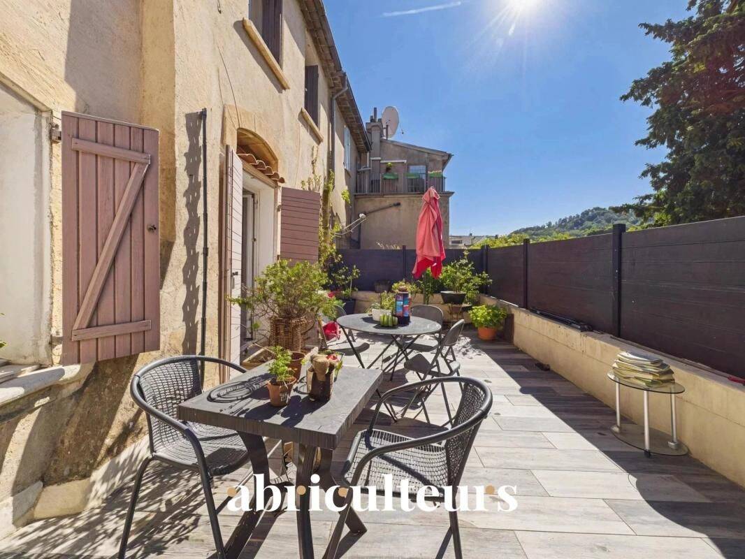 Maison 6 pièces 152 m² · à La Roque-d'Anthéron · 152,1 m² · 295 000 €