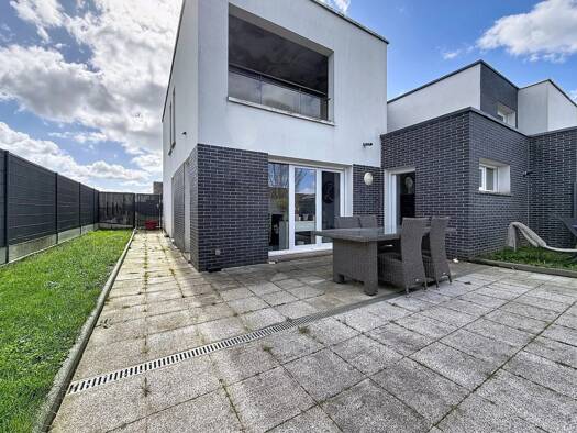 Maison à vendre 247 000 € 5 pièces 3 chambres 88,9 m² 262 m² de terrain Saint-Aubin-Celloville 76520