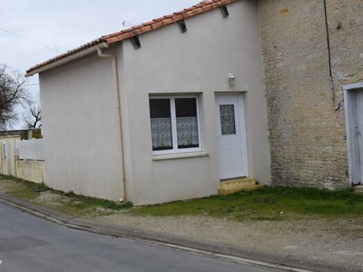 Maison à vendre 100 600 € 4 pièces 3 chambres 117 m² Couture-d'Argenson 79110