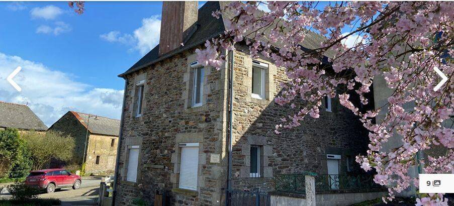Appartement 5 pièces 120 m² · à Éréac · 120 m² · 770 €