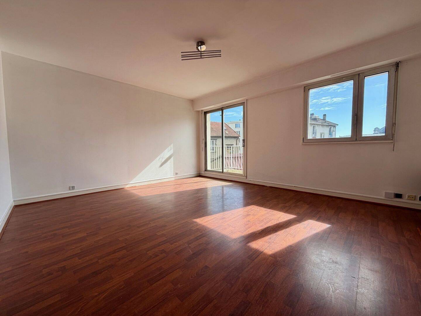 Appartement 3 pièces 75 m² · à Limoges · 75,3 m² · 98 000 €