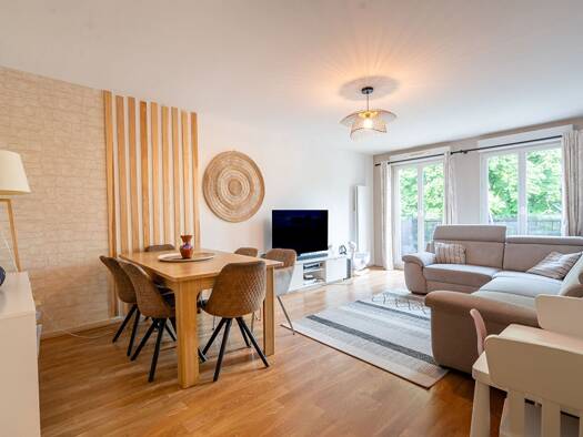 Appartement à vendre 314 000 € 4 pièces 3 chambres 80,6 m² Étage 2/2 Cormiers-Hauts Batons-Champy-Butte Verte Noisy-le-Grand 93160