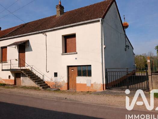 Maison à vendre 158 000 € 4 pièces 2 chambres 102 m² 1 088 m² de terrain Peripherie Chagny 71150