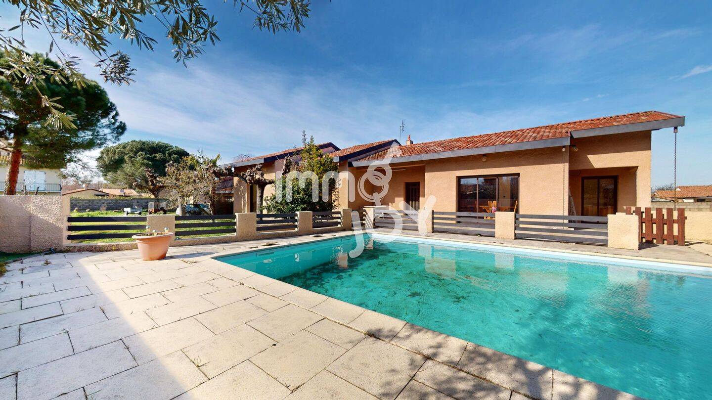 Maison 5 pièces 150 m² · à La Tour-du-Crieu · 150 m² · 349 000 €