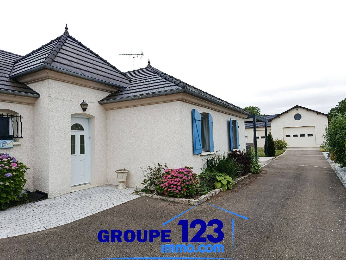 Maison 4 pièces 145 m² · à Montholon · 145 m² · 385 000 €