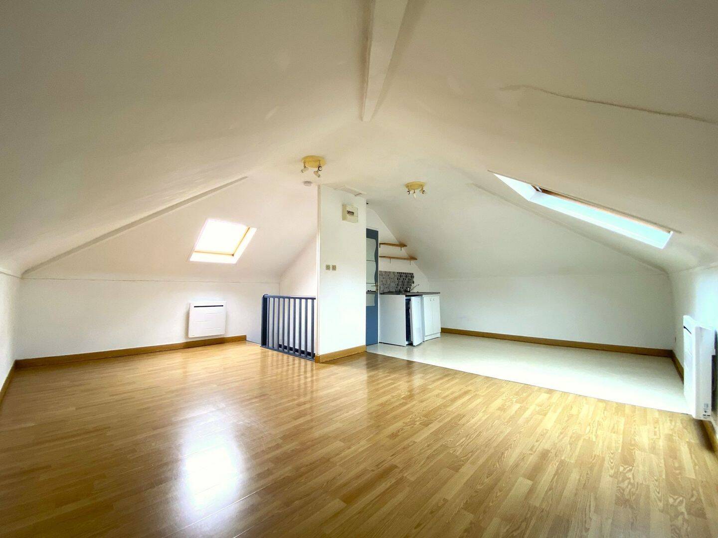 Appartement 1 pièce 16 m² · à Lille · 15,6 m² · 430 €