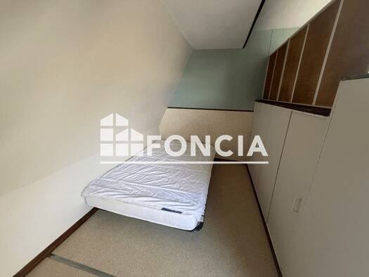 Appartement à louer 350 € 1 pièce 12,4 m² 2ème étage Mission Le Mans 72000