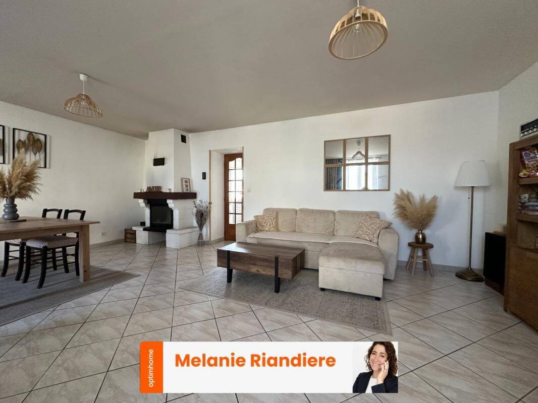Maison 4 pièces 120 m² · à Crosmières · 120 m² · 127 200 €
