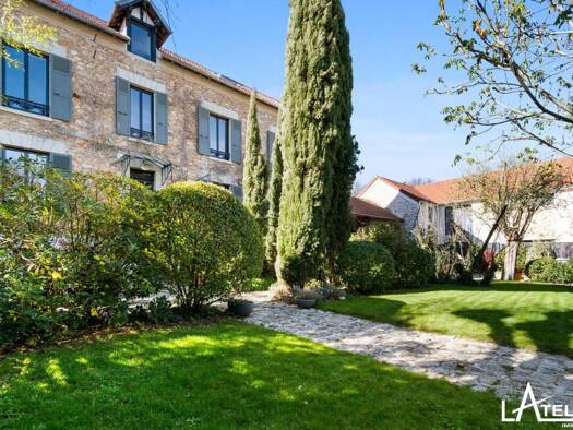 Maison à vendre 1 240 000 € 7 pièces 5 chambres 210 m² 886 m² de terrain Orgeval 78630