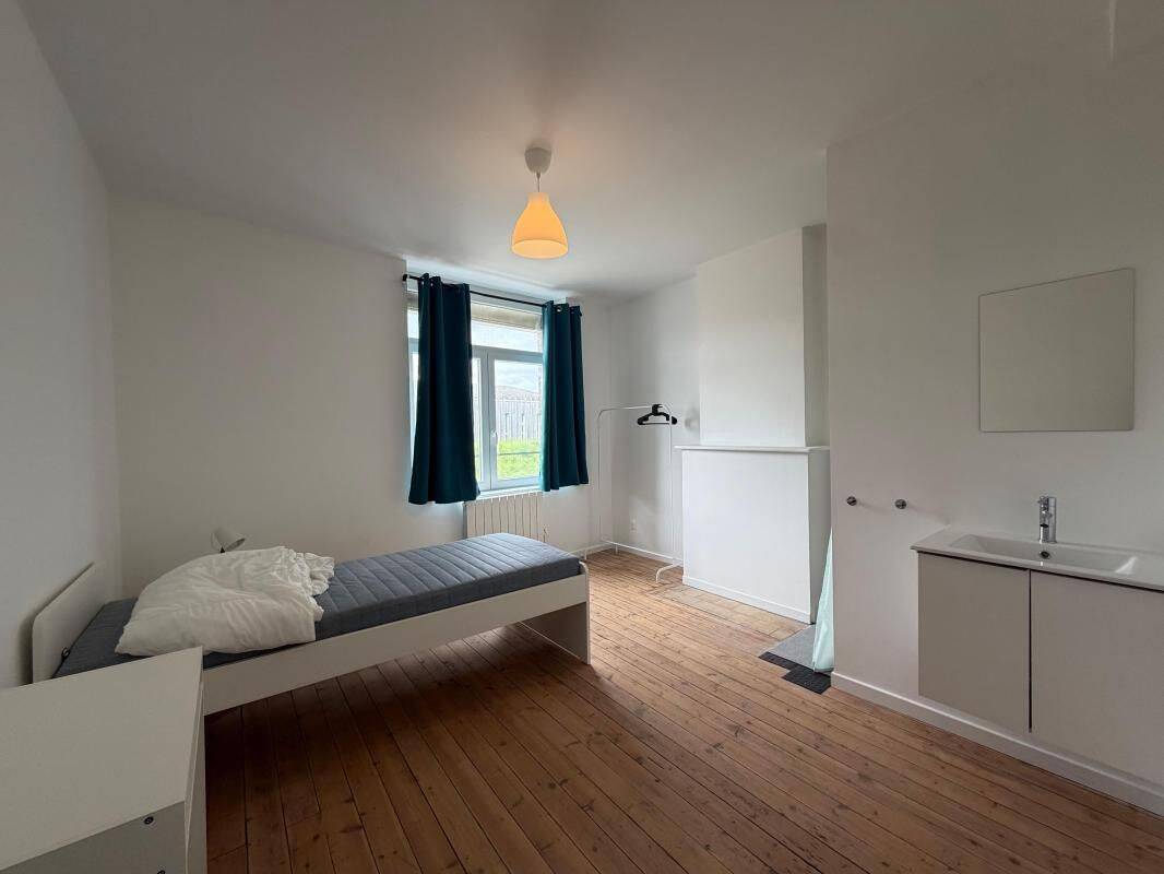 1 pièce 11 m² · à Valenciennes · 11 m² · 340 €