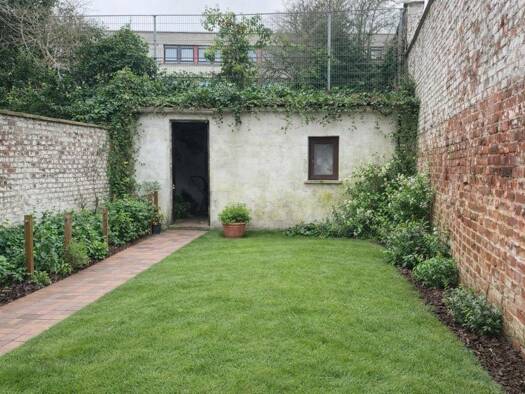 Maison à vendre 145 000 € 8 pièces 5 chambres 158 m² 150 m² de terrain Edouard Vaillant-Vauban-Barbieux Roubaix 59100