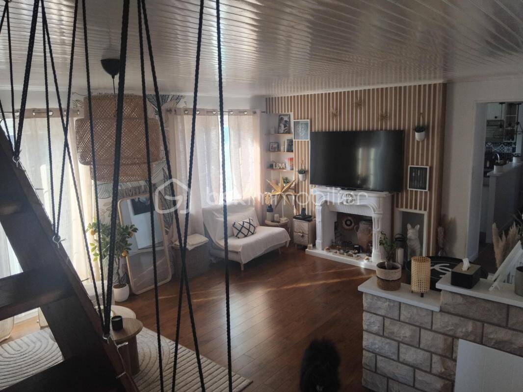 Maison 4 pièces 116 m² · à Mareau-aux-Prés · 116 m² · 182 000 €