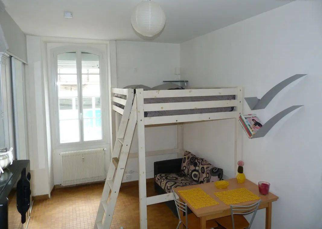 Appartement 1 pièce 25 m² · à Angers · 25 m² · 500 €