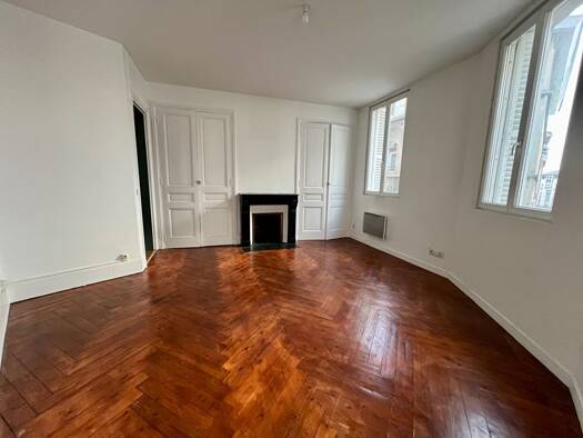Appartement à vendre 189 900 € 3 pièces 2 chambres 70 m² Étage 1/4 Gare-Jouvenet Rouen 76000