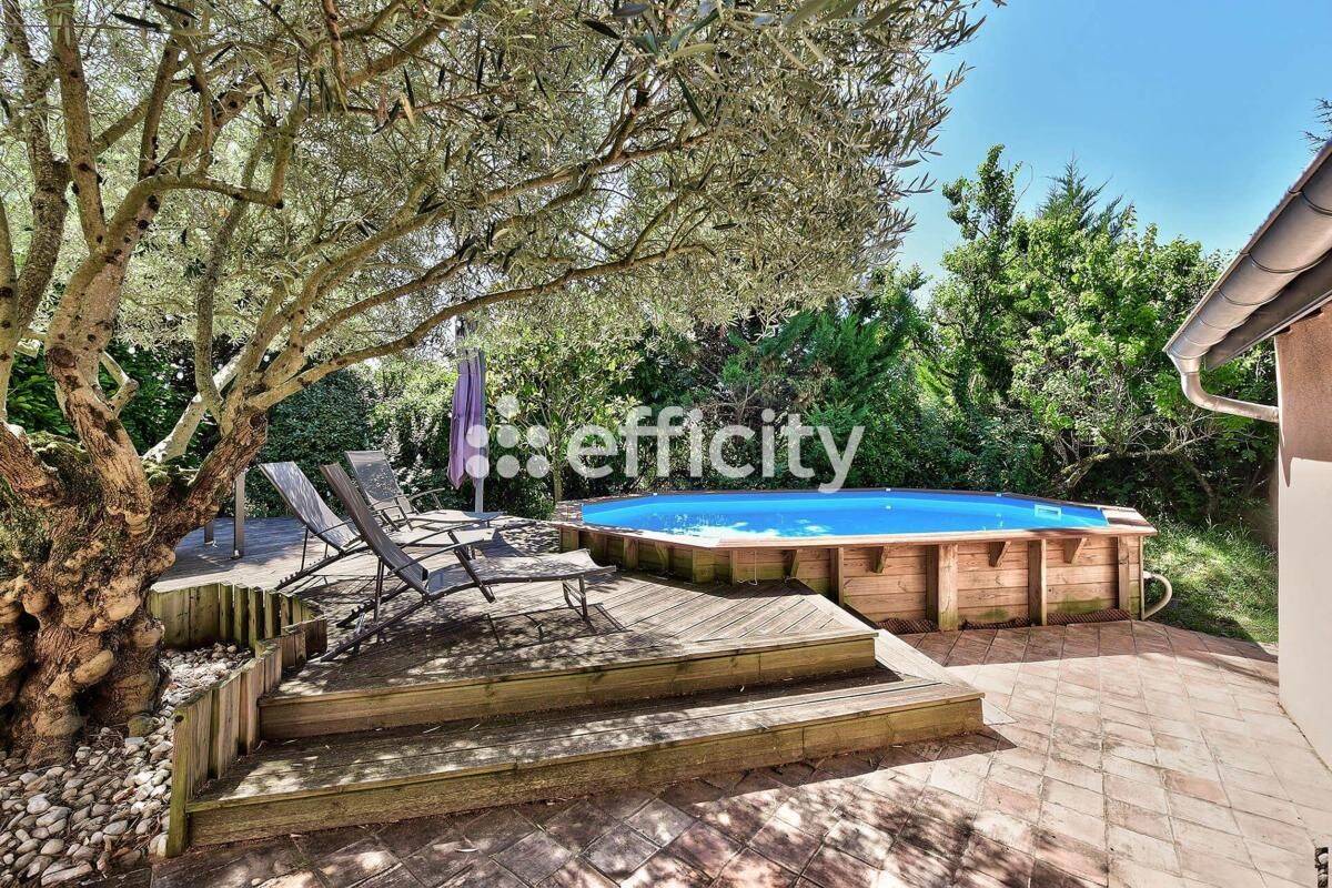 Maison 6 pièces 144 m² · à Soucieu-en-Jarrest · 144 m² · 460 000 €
