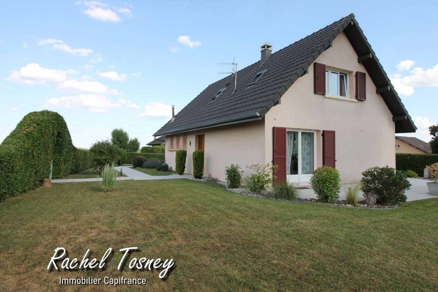 Maison 6 pièces 128 m² · à Pérouse · 128 m² · 342 000 €