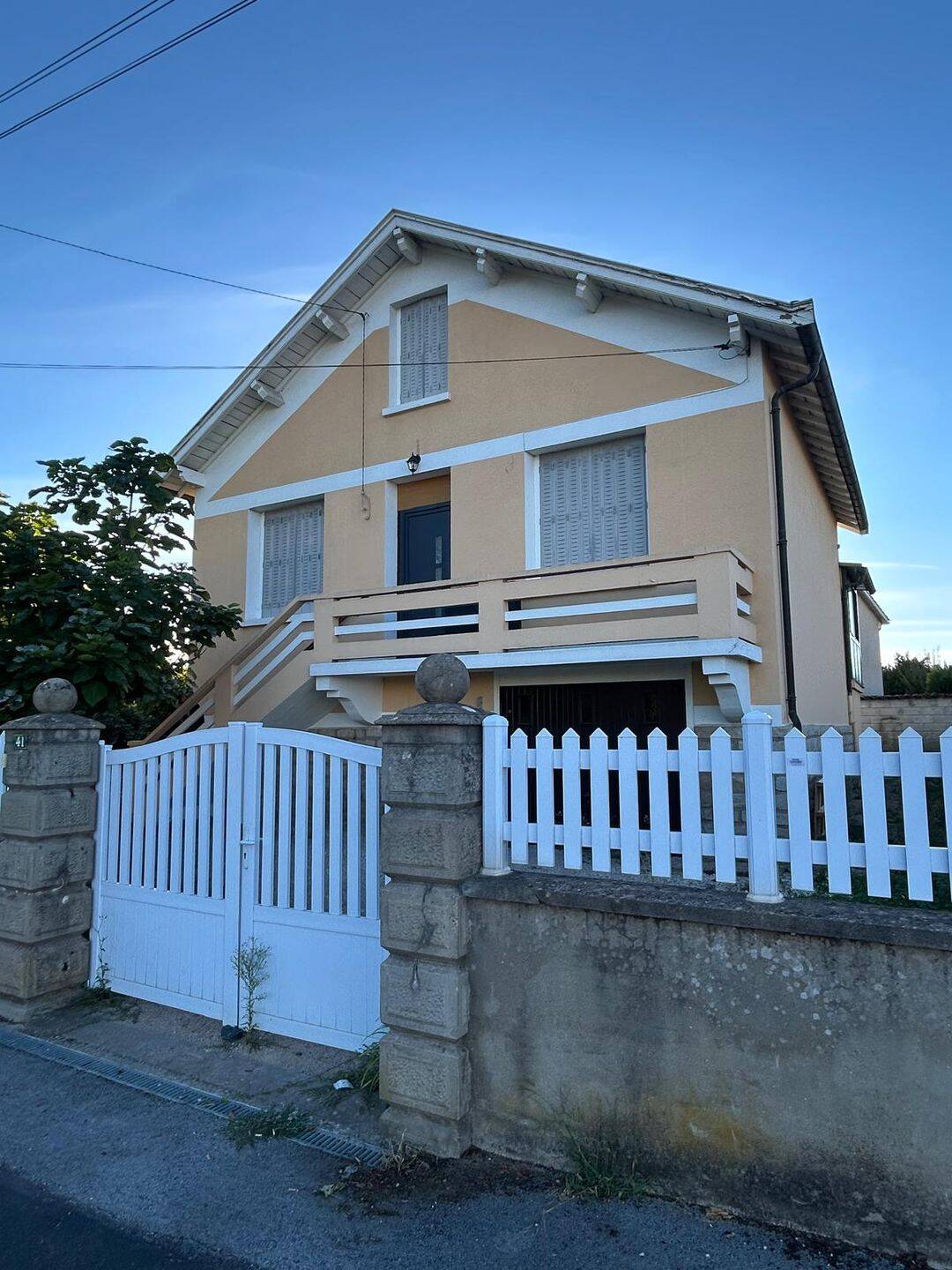 Maison 6 pièces 105 m² · à Charnay-lès-Mâcon · 105 m² · 1 300 €/mois