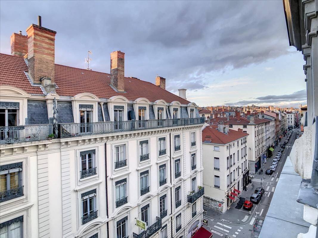 Appartement 4 pièces 93 m² · à Lyon 2ème Arrondissement · 93 m² · 1 790 €