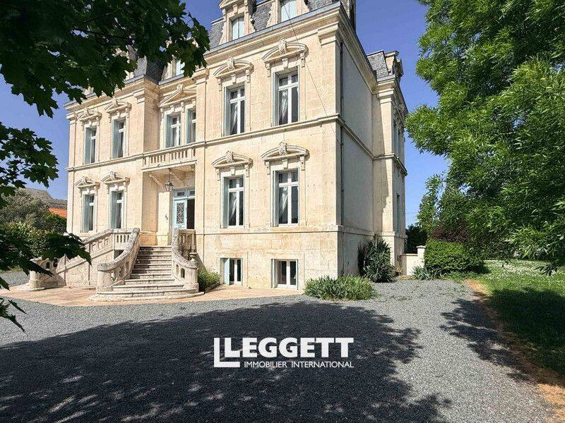 Maison 17 pièces 903 m² · à Aulnay · 903 m² · 971 850 €