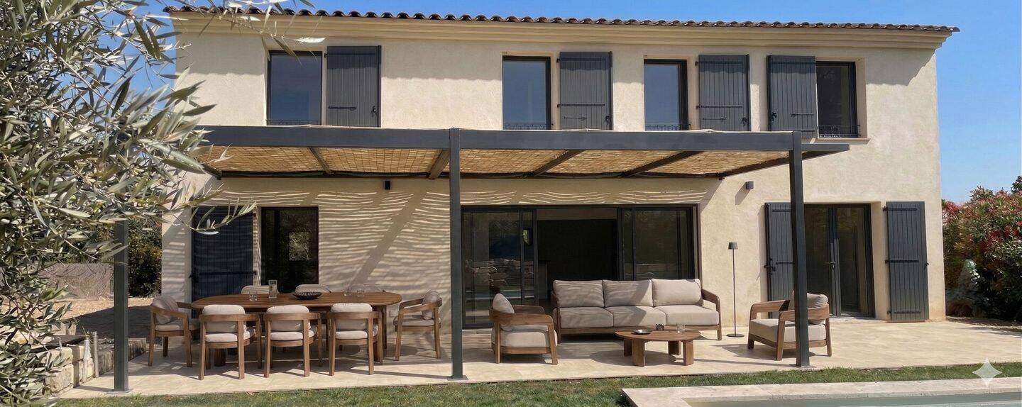 Maison 5 pièces 163 m² · à Aix-en-Provence · 163 m² · 5 000 €/mois