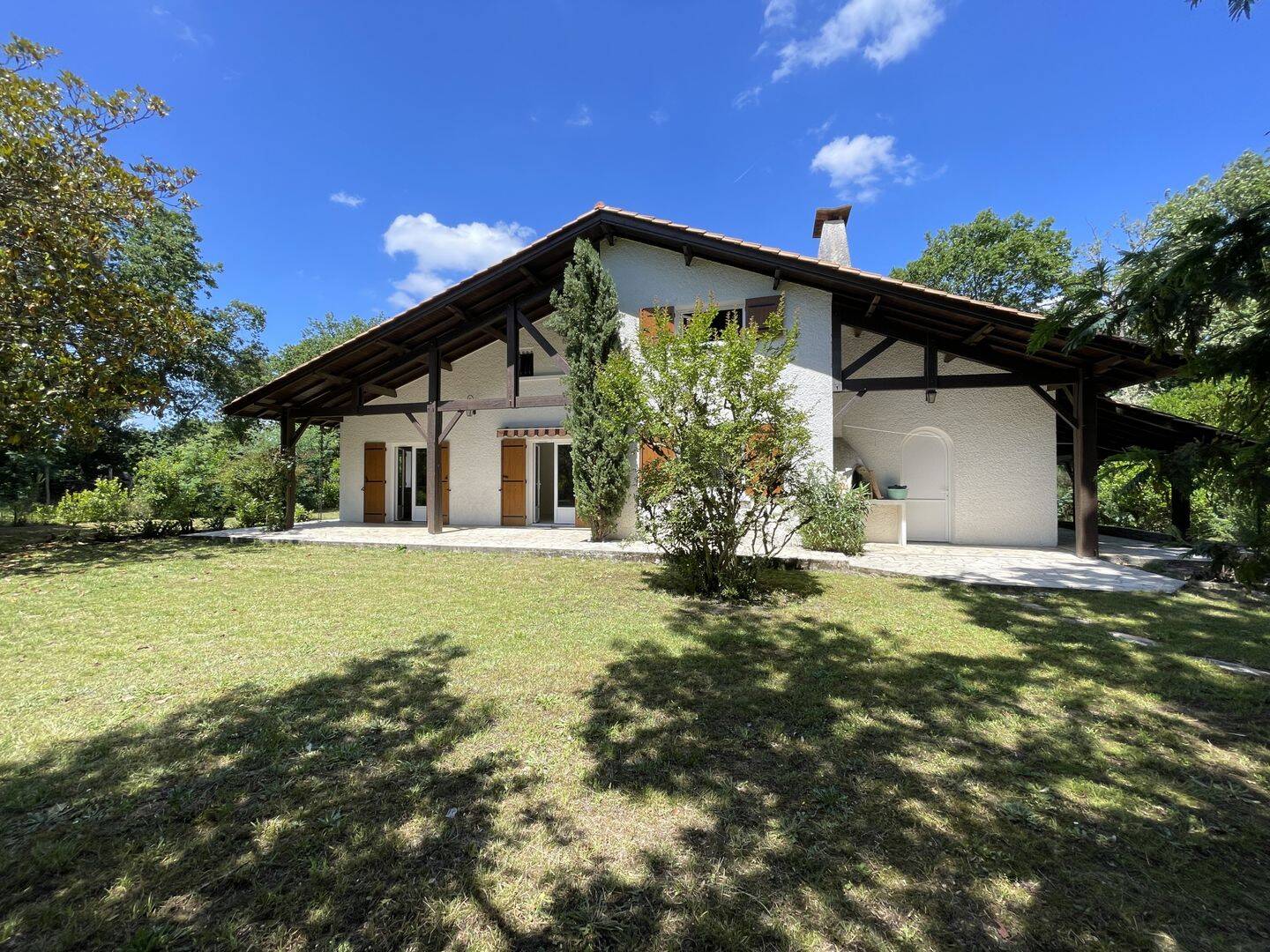 Maison 6 pièces 150 m² · à Saint-Aubin-de-Médoc · 150 m² · 499 000 €