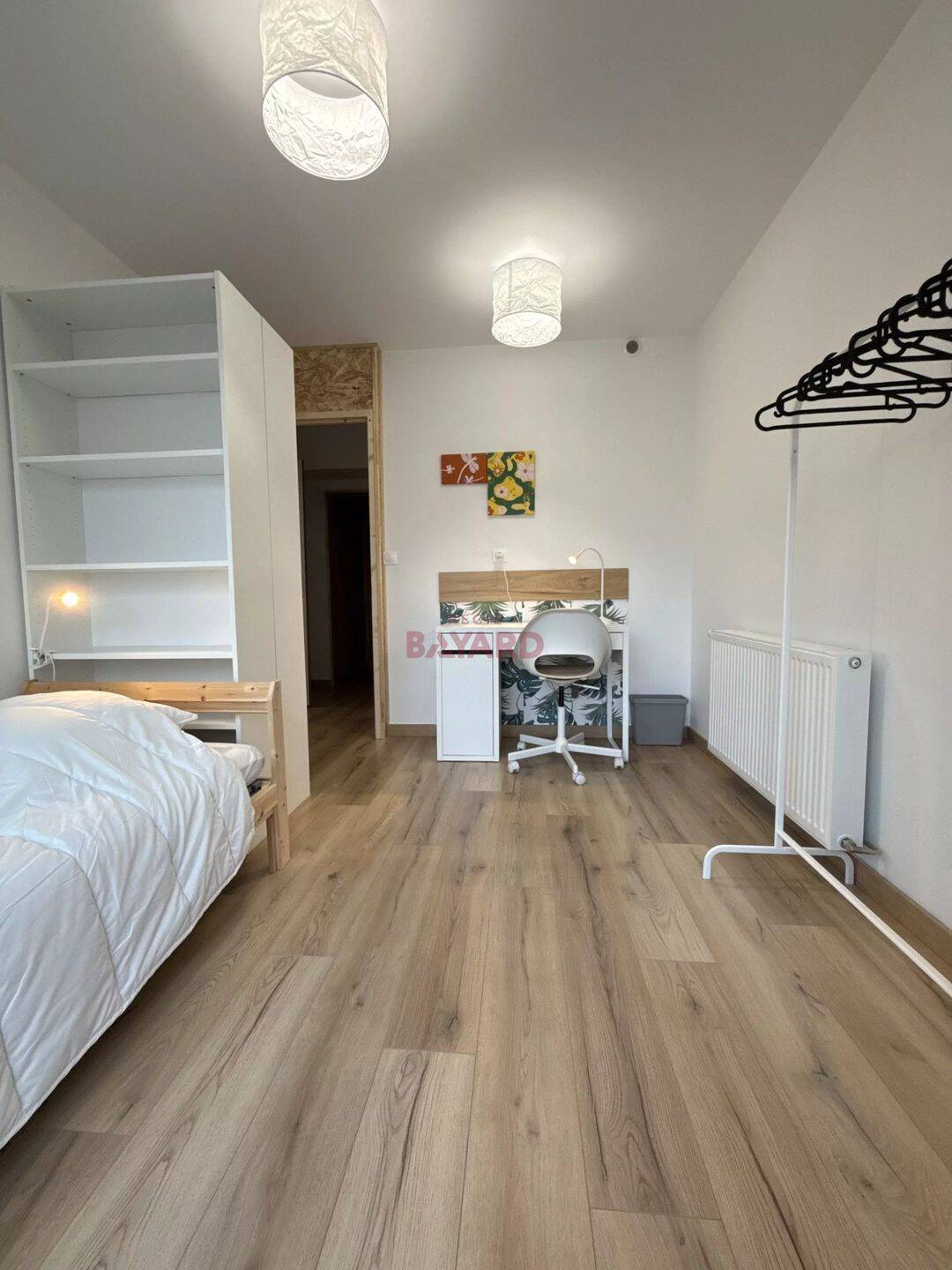 Appartement 1 pièce 14 m² · à Saint-Genis-Laval · 13,5 m² · 662 €
