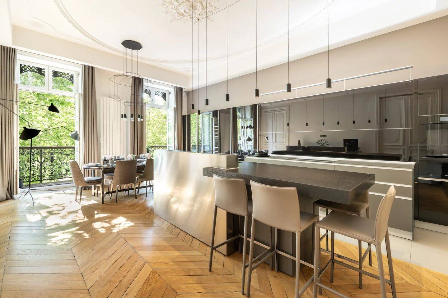 Appartement 4 pièces 154 m² · à Lyon 6ème Arrondissement · 154,3 m² · 1 295 000 €
