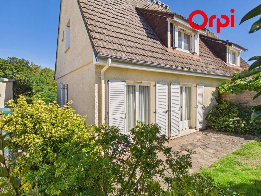 Maison 3 pièces 82 m² · à Bernay · 82 m² · 140 000 €
