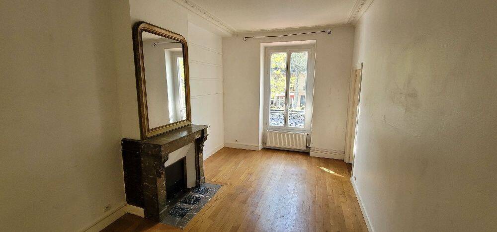 Appartement 3 pièces 56 m² · à Paris 14ème Arrondissement · 56 m² · 1 785 €