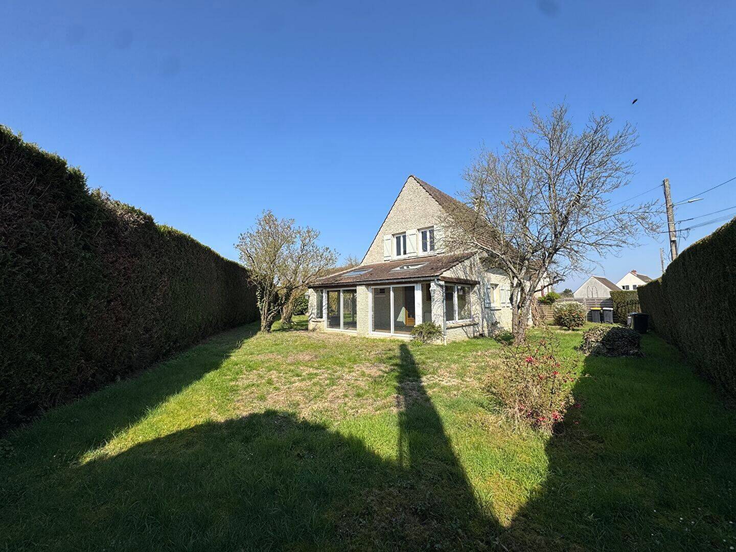 Maison 6 pièces 120 m² · à Senlis · 120 m² · 335 000 €