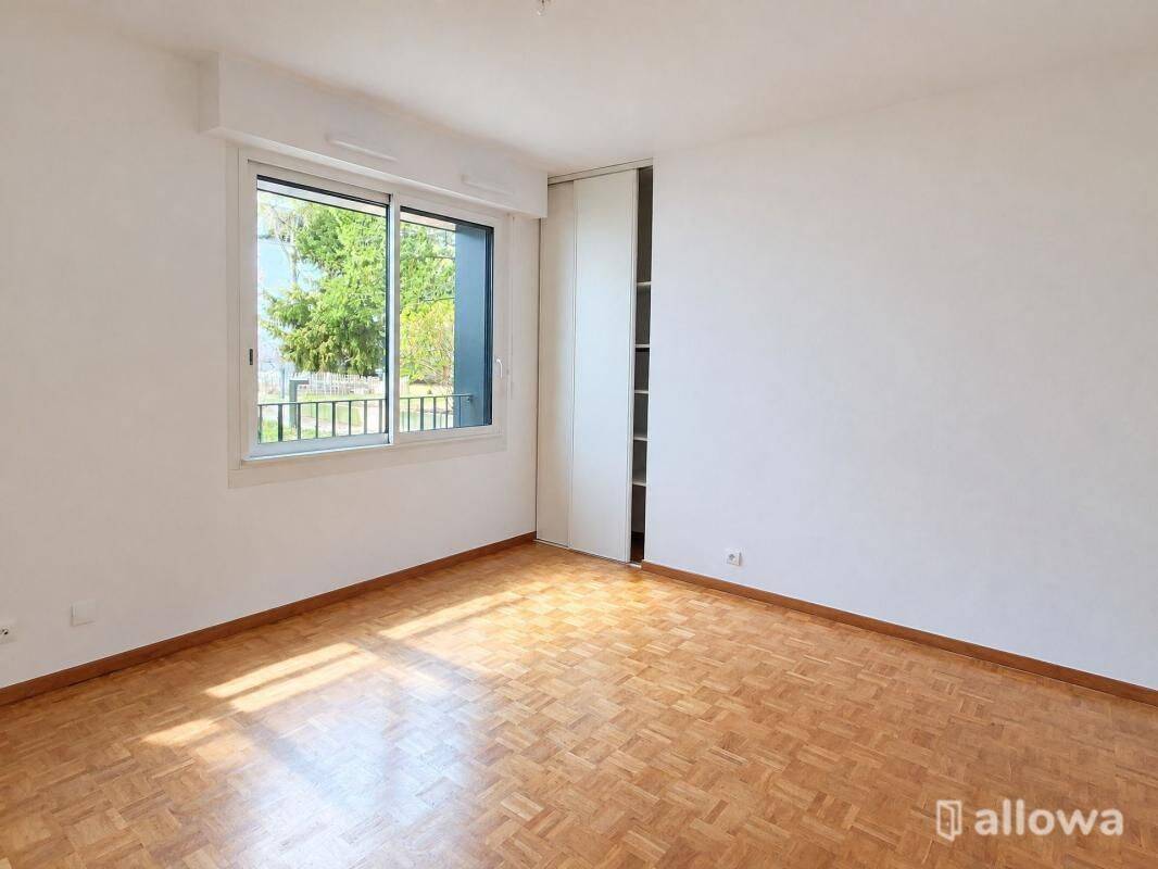 Appartement 1 pièce 28 m² · à Paris 18ème Arrondissement · 28 m² · 922 €/mois