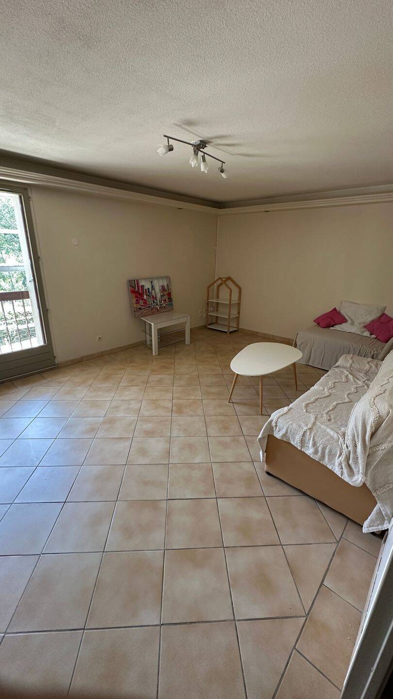 Appartement 4 pièces 83 m² · à Manosque · 83 m² · 1 000 €