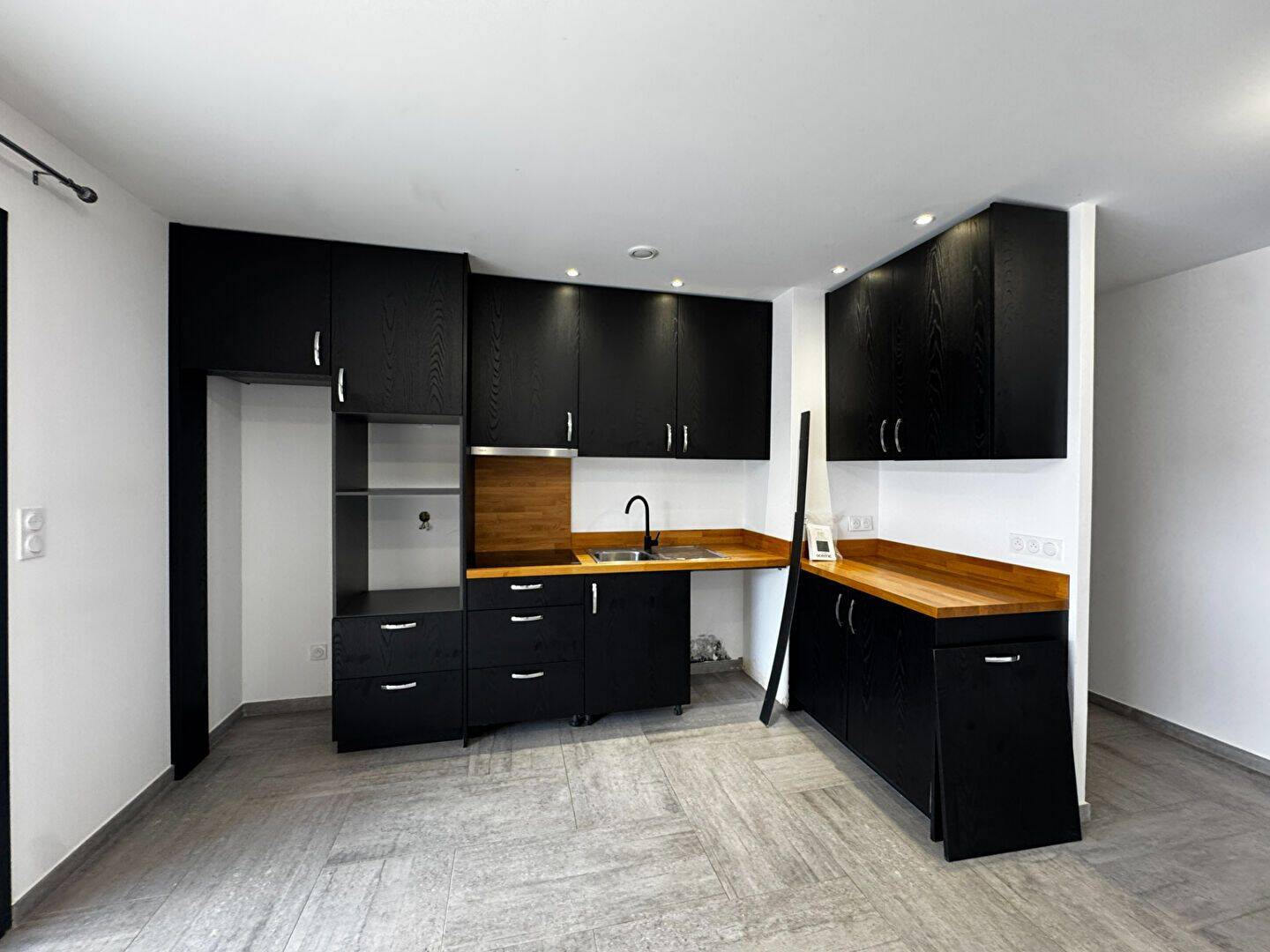Appartement 3 pièces 64 m² · à Borgo · 64 m² · 920 €