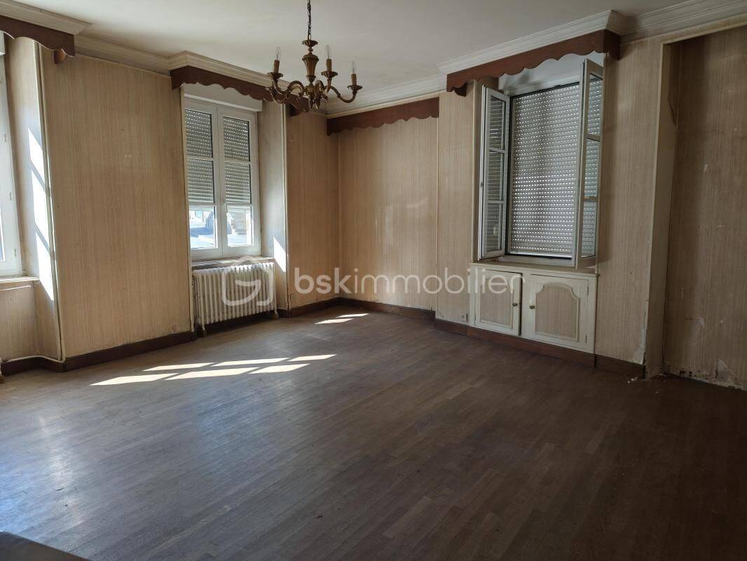 Maison 11 pièces 200 m² · à Saint-James · 200 m² · 158 000 €