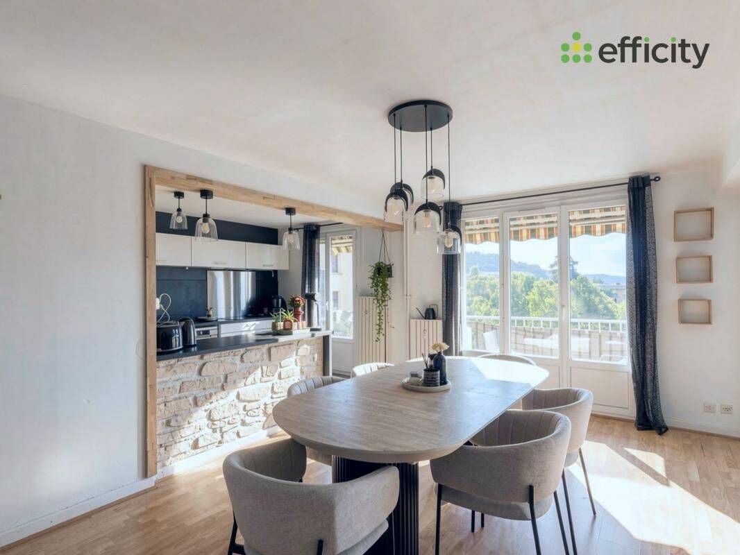 Appartement 6 pièces 90 m² · à Bourgoin-Jallieu · 90,3 m² · 170 000 €