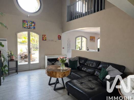 Maison à vendre 470 000 € 6 pièces 4 chambres 200 m² 3 695 m² de terrain Saint-Savin 38300